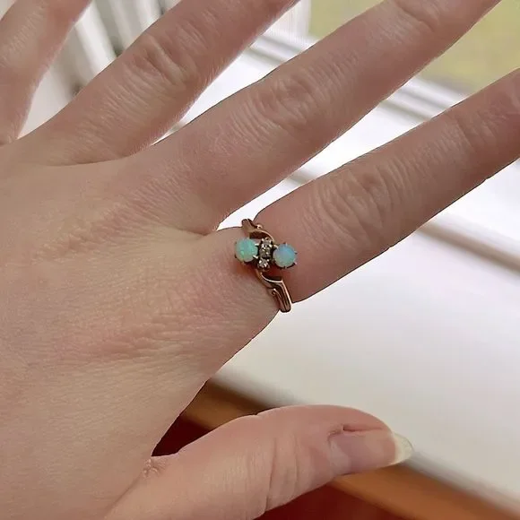 Victorian Opal Diamond Ring - Picture 4 of 5